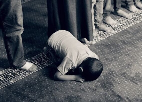 Amalan-amalan Sunnah Keutamaan Shalat Berjamaah
