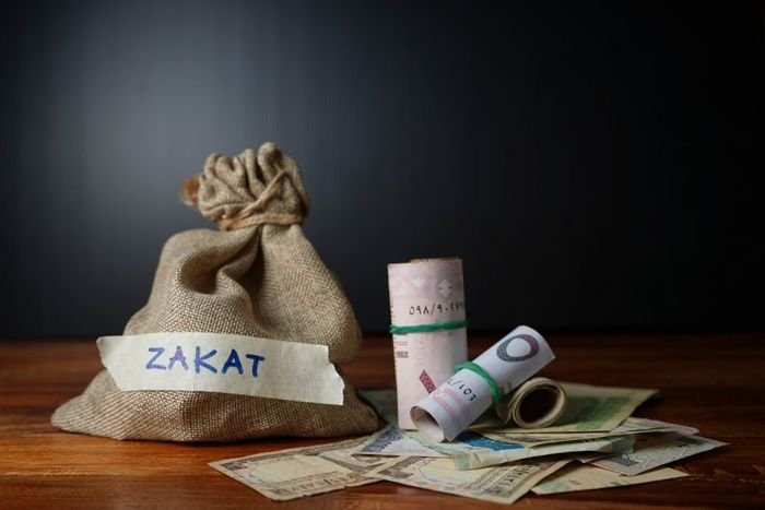 Orang Yang Berhak Menerima Zakat